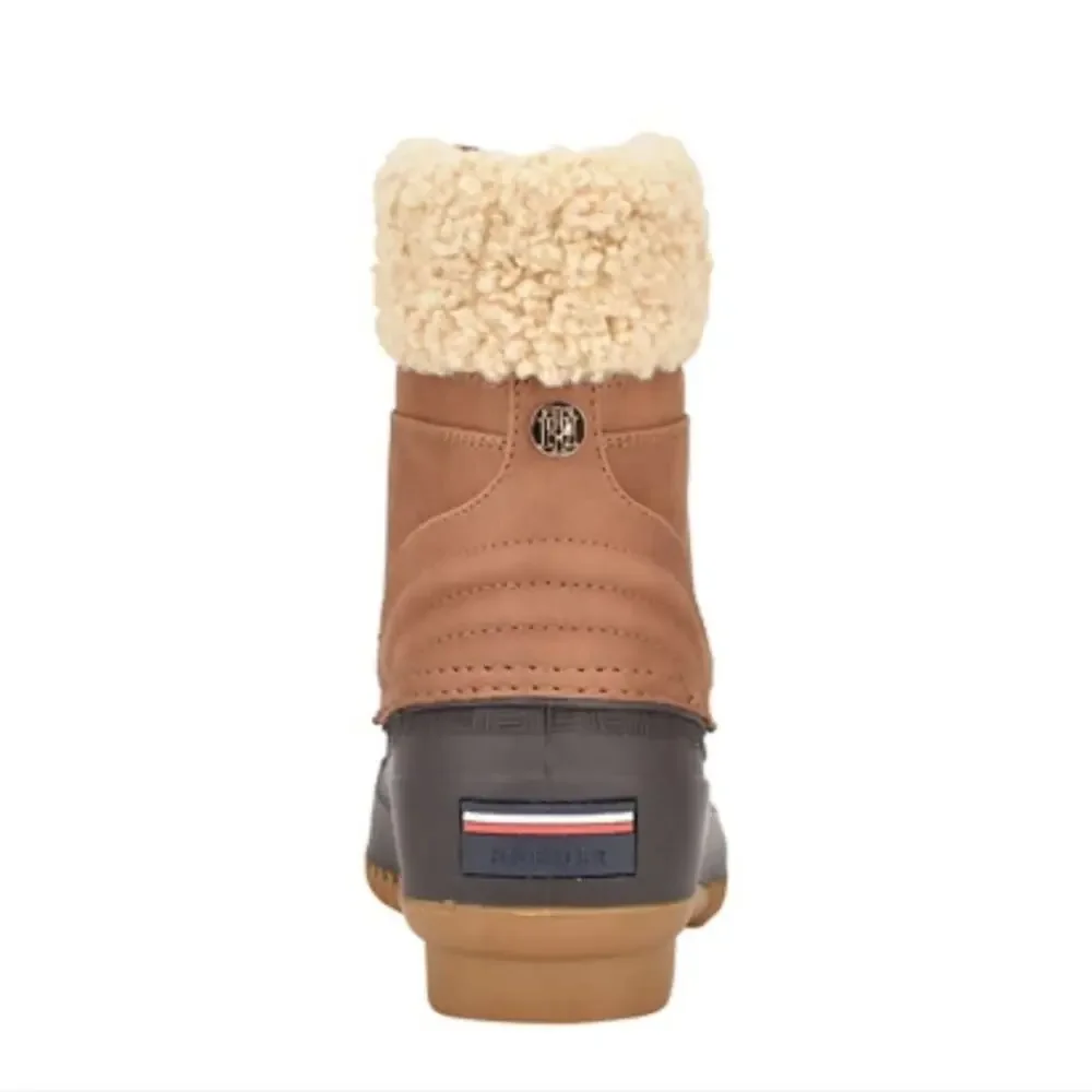 TOMMY HILFIGER NWT RAINAH DUCK BOOTS
